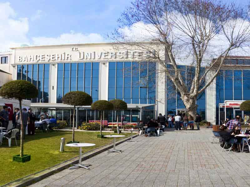 أفضل الجامعات التركية لدراسة إدارة الأعمال بالإنجليزية