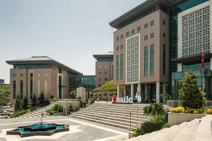 أفضل الجامعات التركية التي تقبل بدون يوس