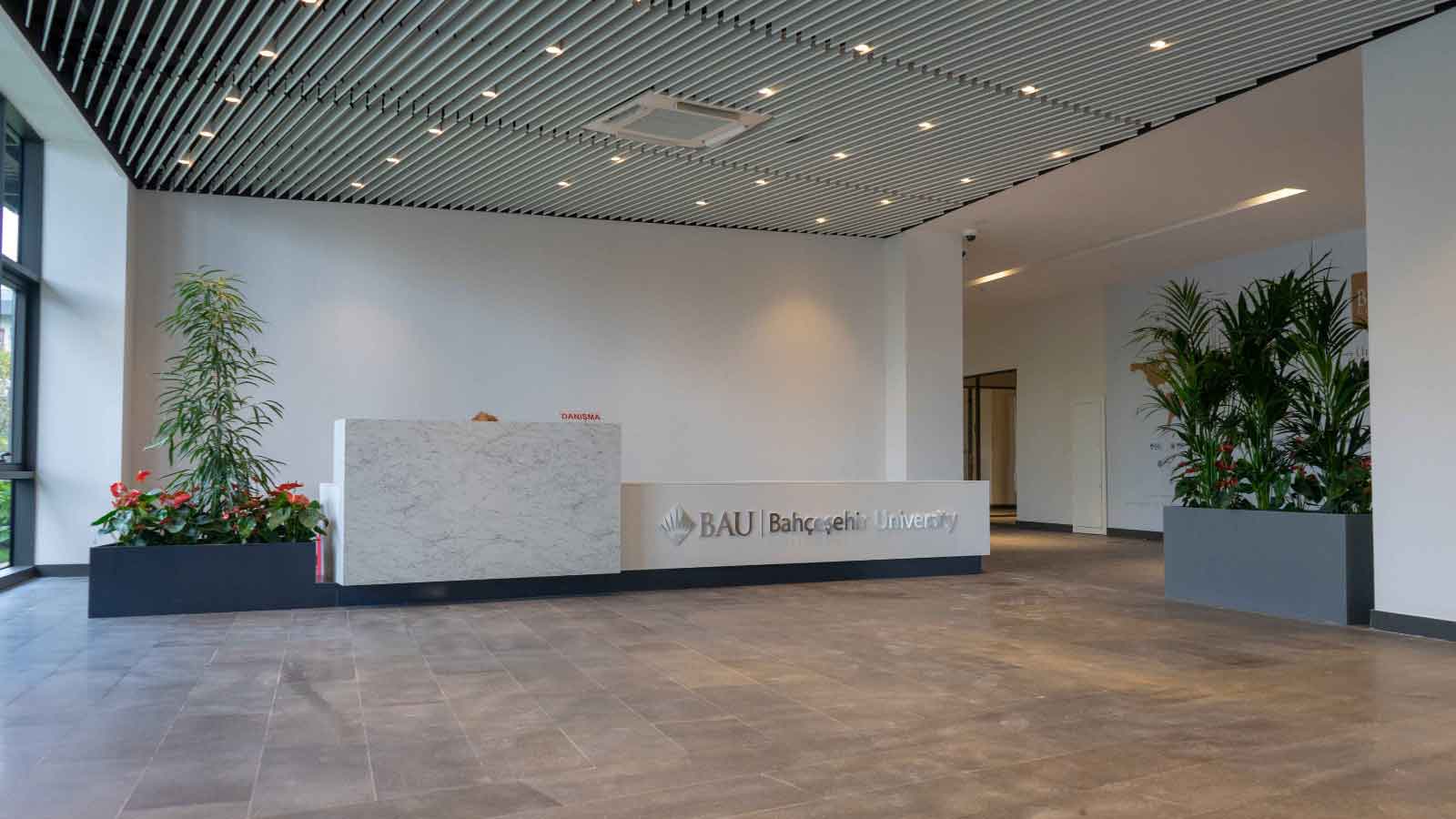 منح جامعة بهشه شهير تركيا