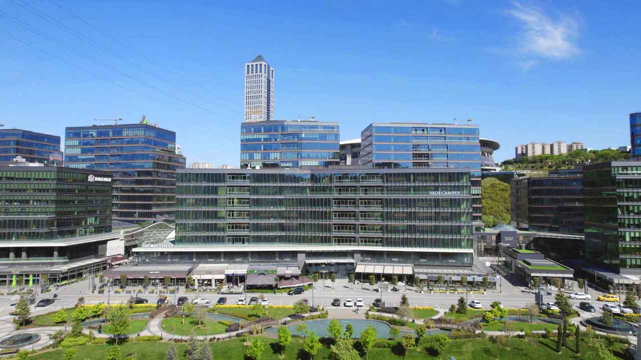 أفضل الجامعات لدراسة الهندسة في تركيا للسوريين