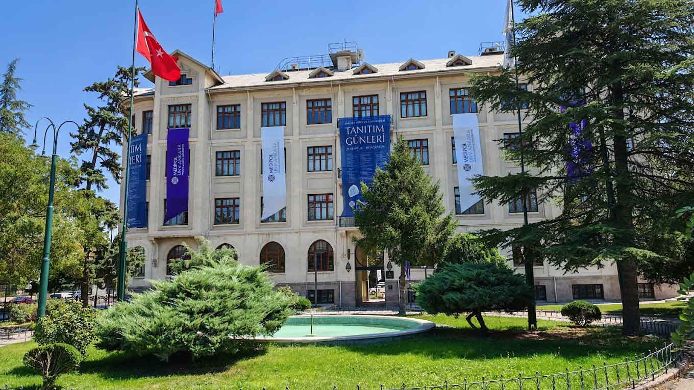 Registration at Ankara Medipol University