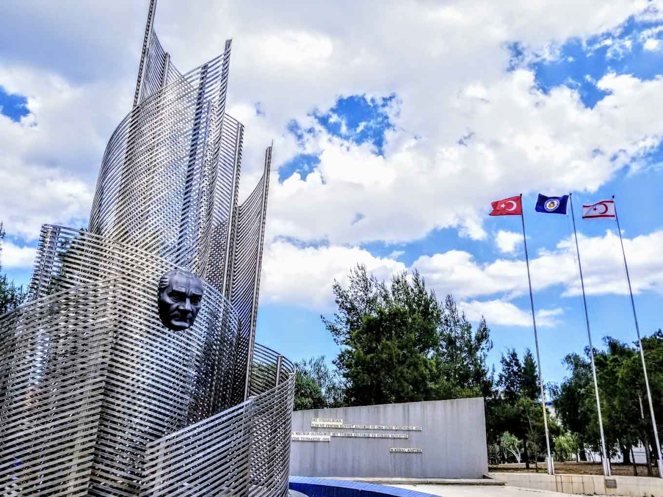 دراسة الهندسة الكهربائية والإلكترونية في قبرص