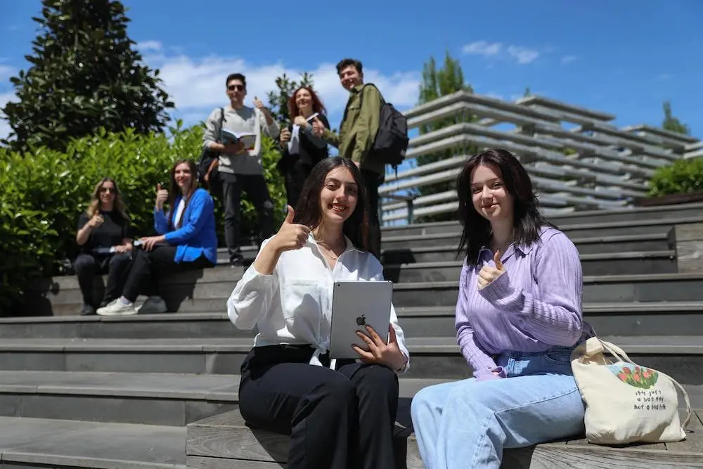 منحة جامعة ميديبول